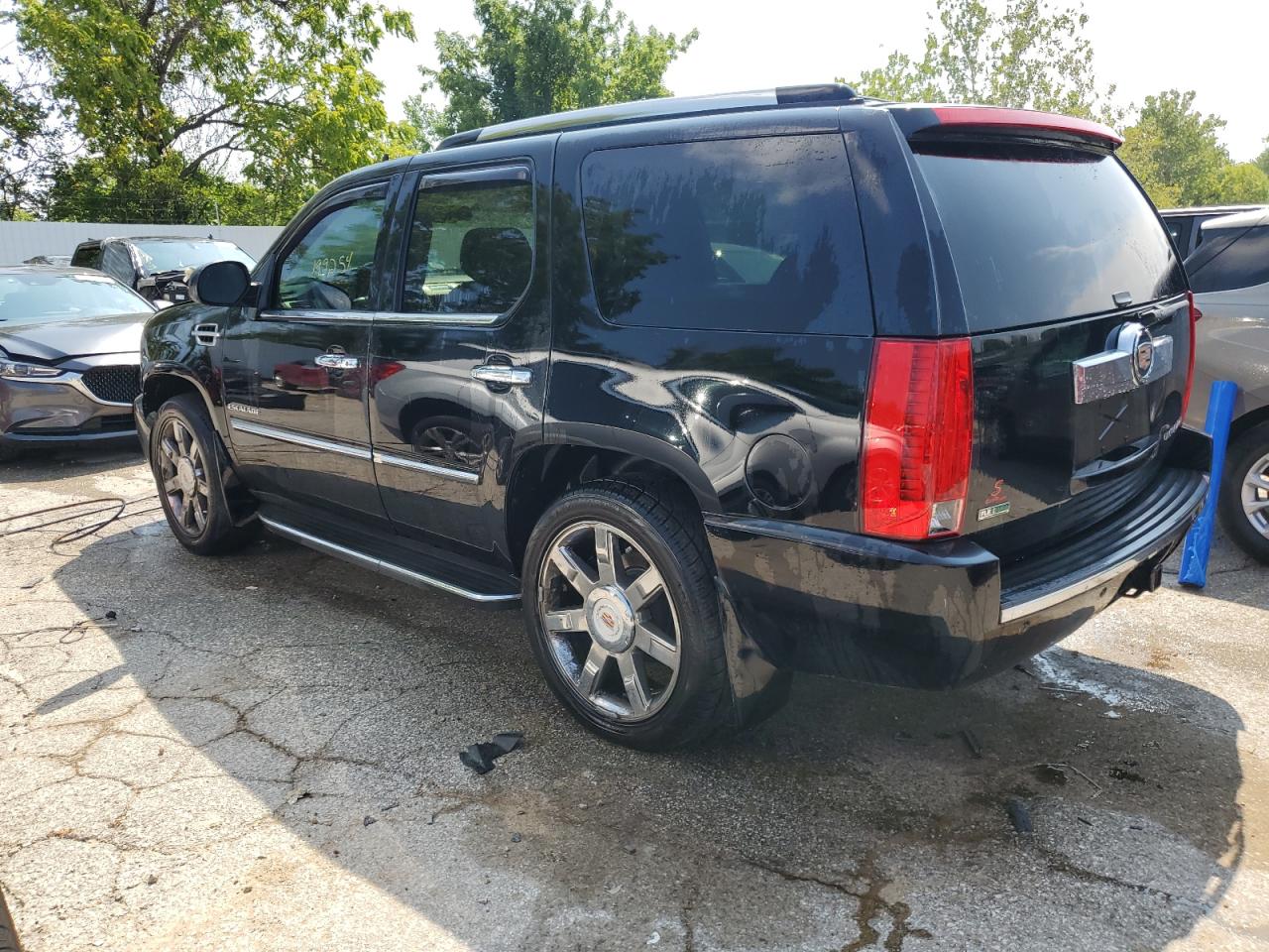 Photo 1 VIN: 1GYS4BEF5CR317658 - CADILLAC ESCALADE 