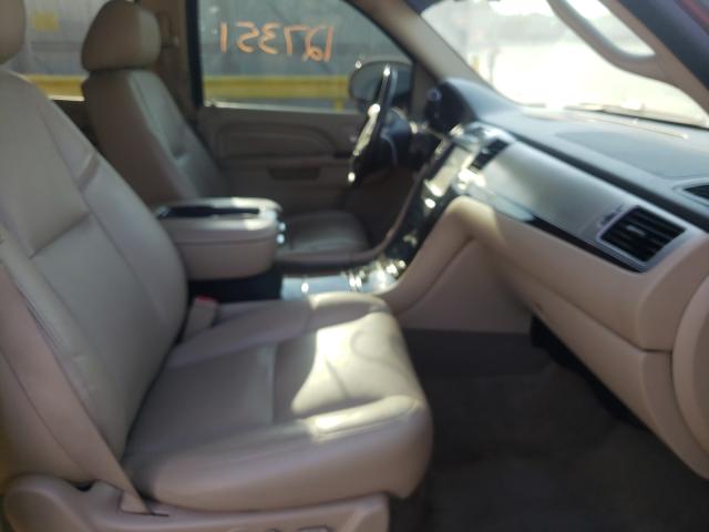 Photo 4 VIN: 1GYS4BEF5DR139400 - CADILLAC ESCALADE L 