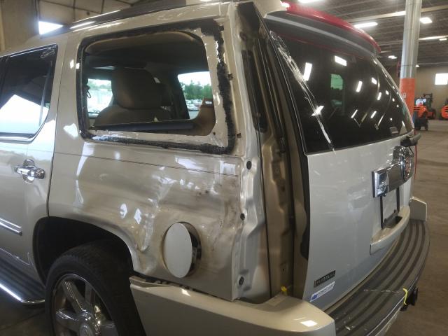 Photo 8 VIN: 1GYS4BEF6BR218250 - CADILLAC ESCALADE L 