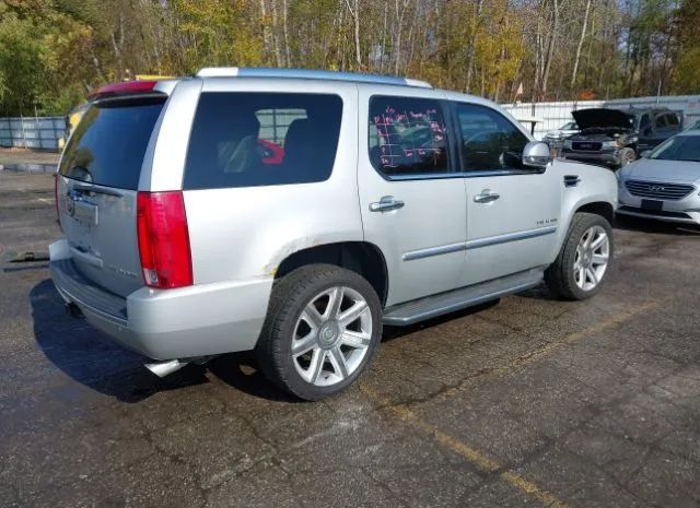 Photo 3 VIN: 1GYS4BEF7BR140478 - CADILLAC ESCALADE 