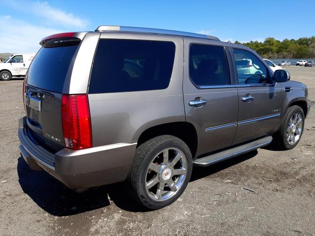 Photo 2 VIN: 1GYS4BEF7BR281731 - CADILLAC ESCALADE L 