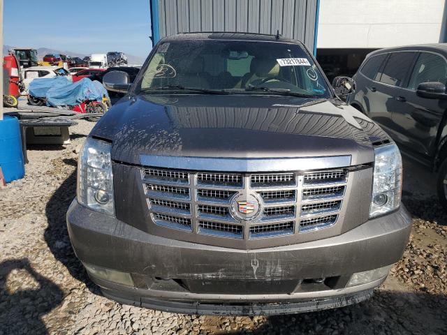 Photo 4 VIN: 1GYS4BEF7CR137534 - CADILLAC ESCALADE L 