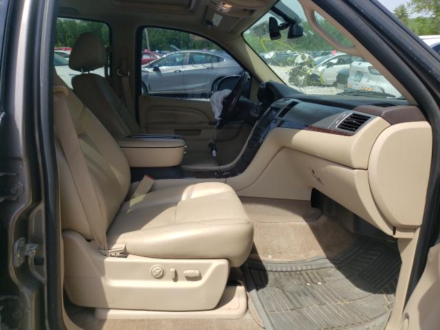 Photo 4 VIN: 1GYS4BEF7CR201975 - CADILLAC ESCALADE L 