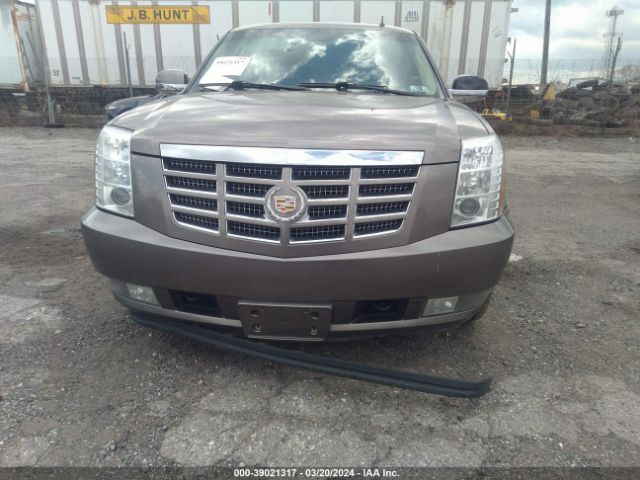 Photo 5 VIN: 1GYS4BEF7DR142654 - CADILLAC ESCALADE 