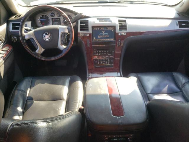 Photo 7 VIN: 1GYS4BEF8BR101091 - CADILLAC ESCALADE L 