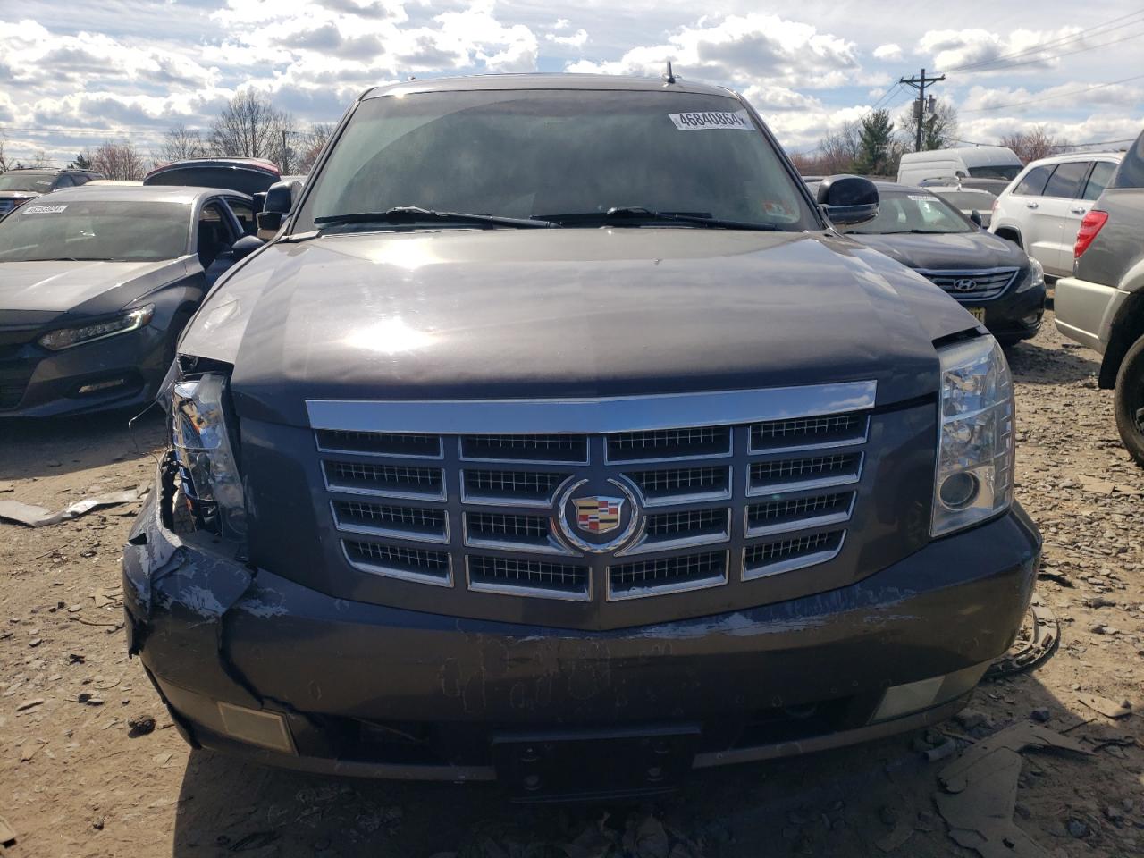 Photo 4 VIN: 1GYS4BEF8BR244168 - CADILLAC ESCALADE 