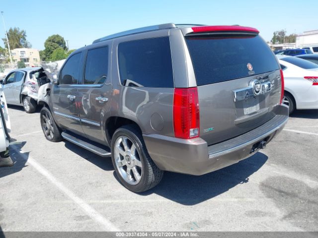 Photo 2 VIN: 1GYS4BEF8CR123903 - CADILLAC ESCALADE 