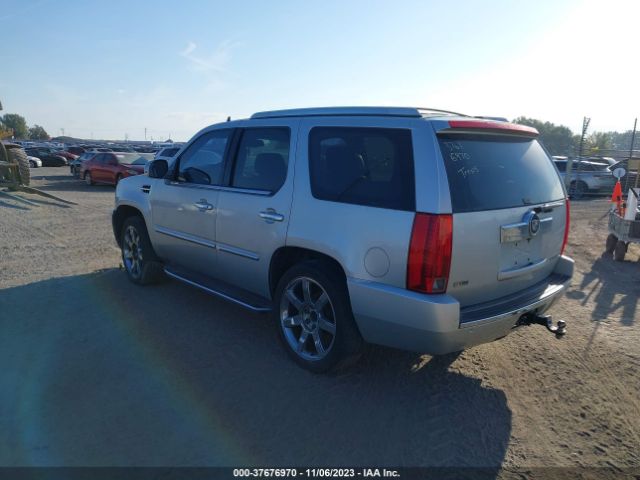 Photo 2 VIN: 1GYS4BEF8CR199007 - CADILLAC ESCALADE 