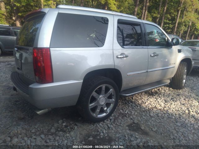 Photo 3 VIN: 1GYS4BEF9BR134830 - CADILLAC ESCALADE 