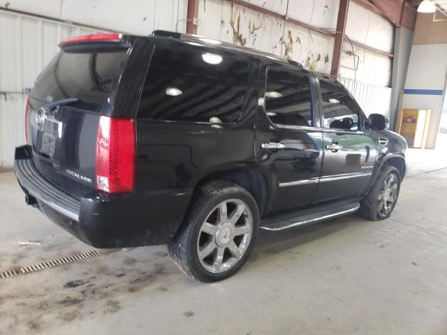 Photo 2 VIN: 1GYS4BEF9BR258340 - CADILLAC ESCALADE L 