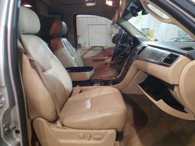 Photo 4 VIN: 1GYS4BEF9BR286168 - CADILLAC ESCALADE L 