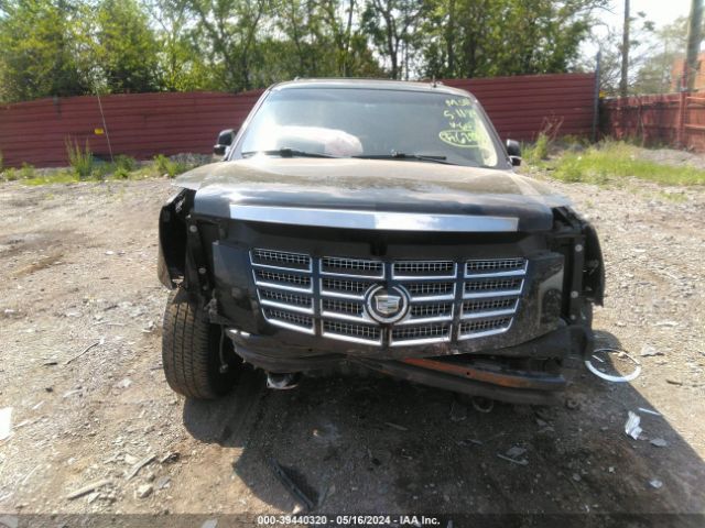 Photo 5 VIN: 1GYS4BEF9CR146025 - CADILLAC ESCALADE 