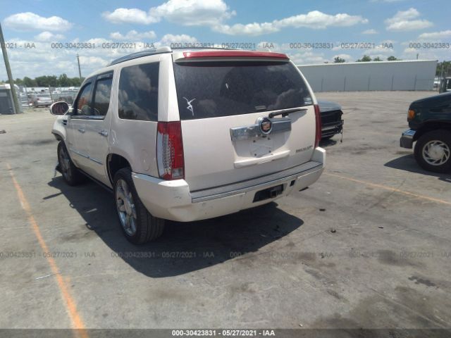 Photo 2 VIN: 1GYS4BEF9DR252878 - CADILLAC ESCALADE 