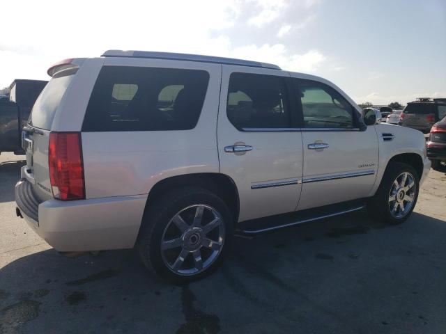 Photo 2 VIN: 1GYS4BEFXBR281593 - CADILLAC ESCALADE L 