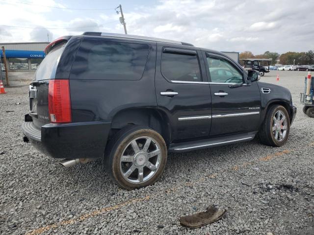 Photo 2 VIN: 1GYS4BEFXBR357846 - CADILLAC ESCALADE L 