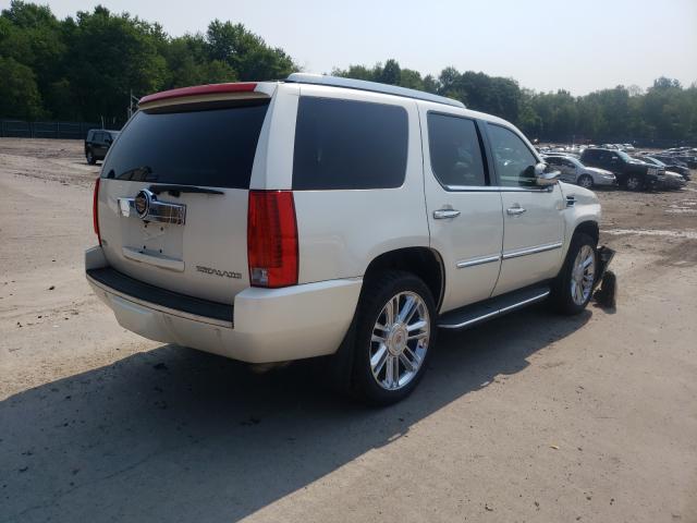 Photo 3 VIN: 1GYS4BEFXCR113485 - CADILLAC ESCALADE L 