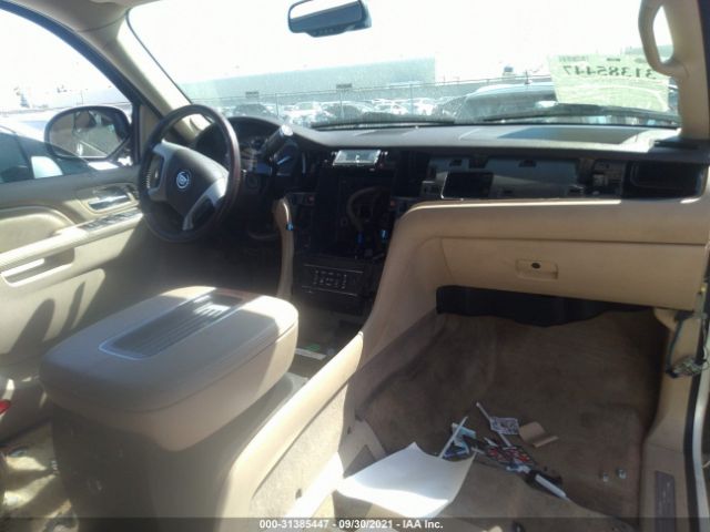 Photo 5 VIN: 1GYS4BEFXCR124986 - CADILLAC ESCALADE 