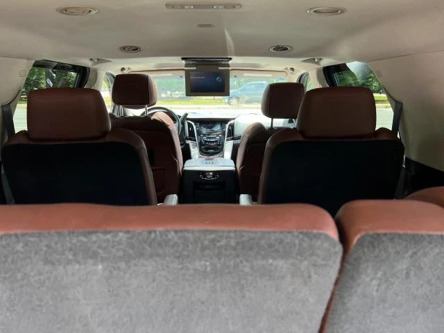 Photo 8 VIN: 1GYS4BKJ0GR284521 - CADILLAC ESCALADE L 