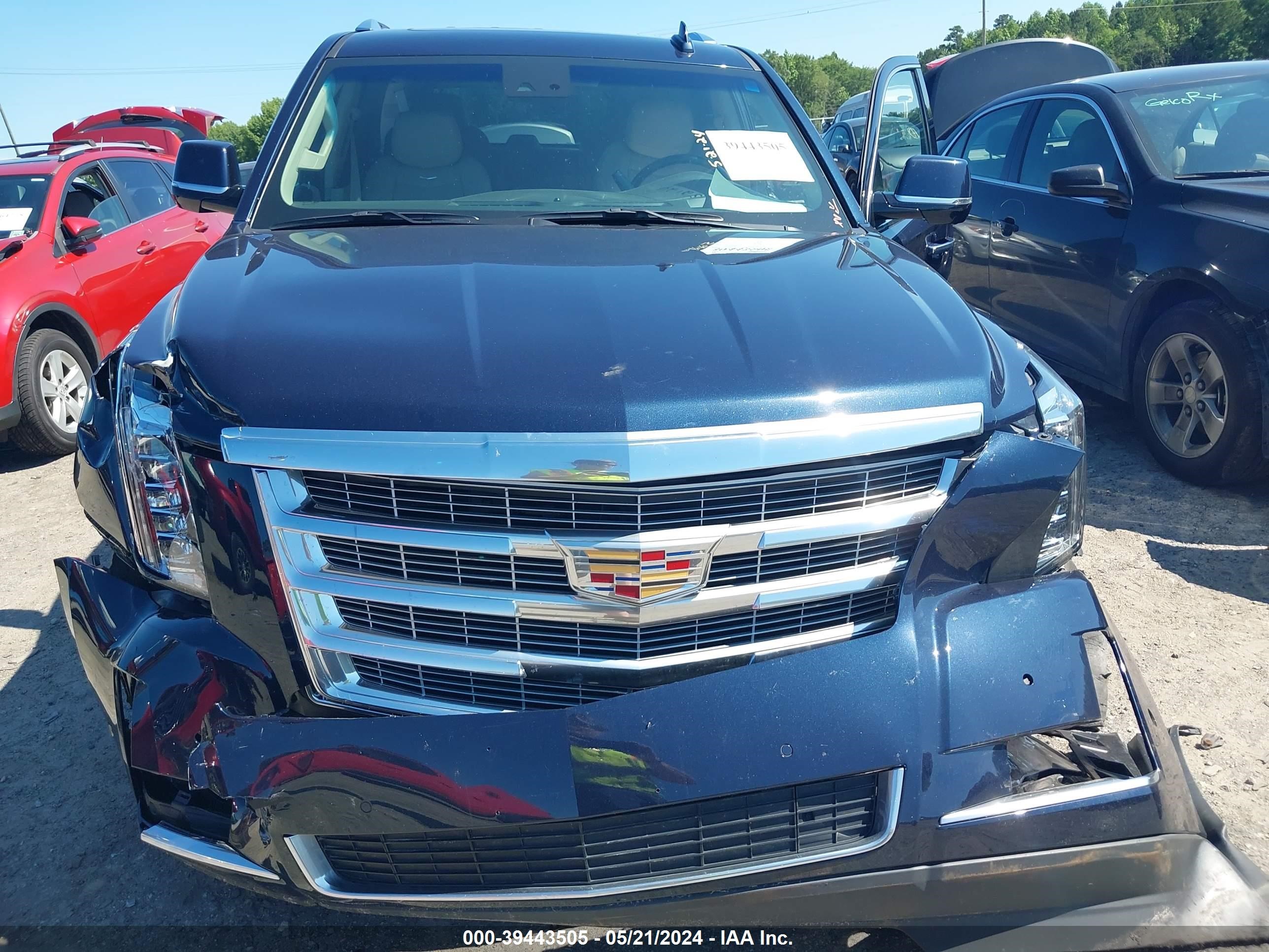 Photo 18 VIN: 1GYS4BKJ0KR304064 - CADILLAC ESCALADE 