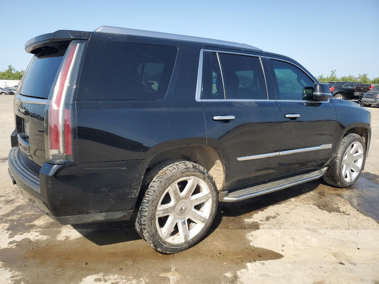 Photo 2 VIN: 1GYS4BKJ1GR138872 - CADILLAC ESCALADE L 