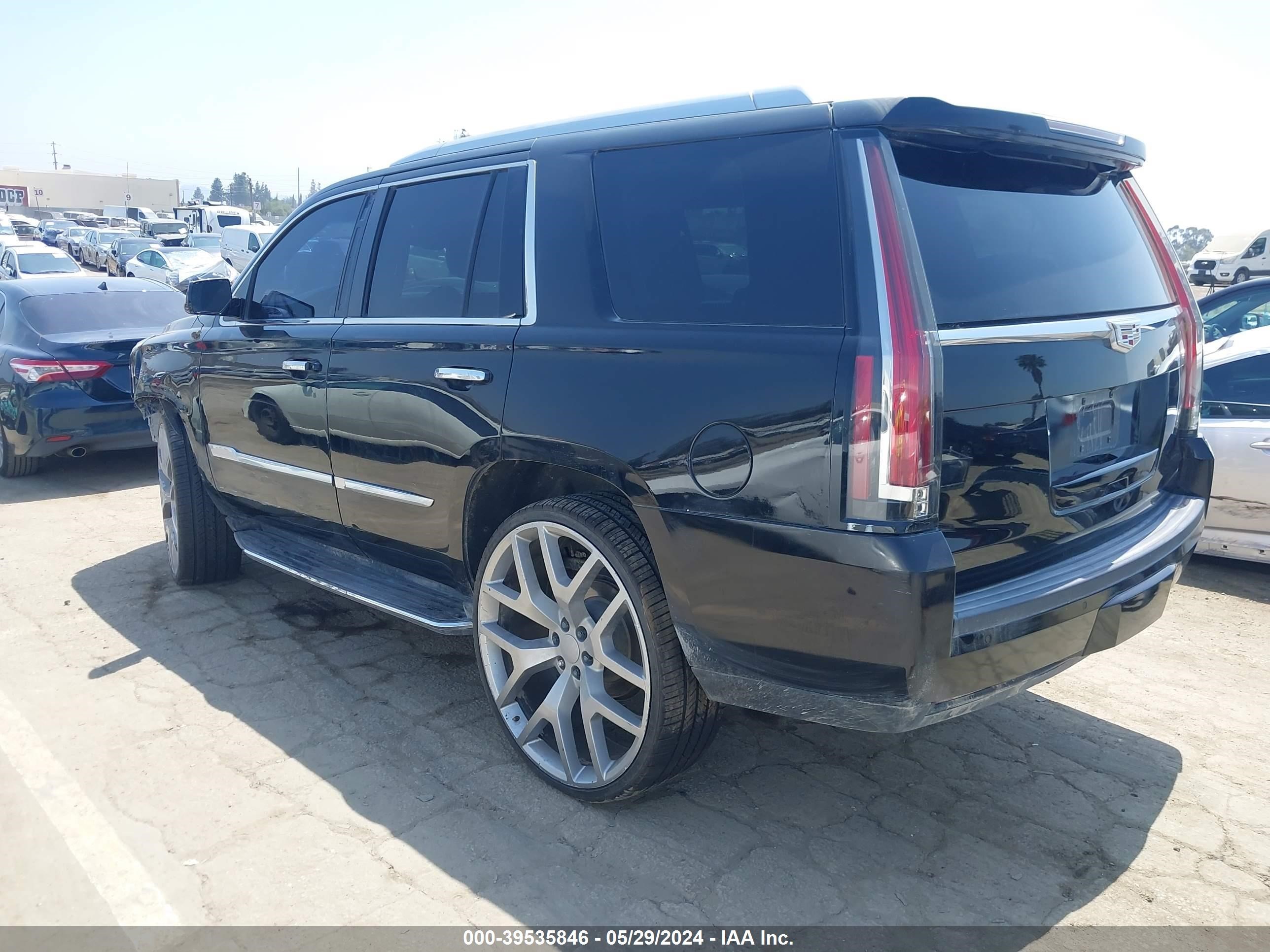 Photo 2 VIN: 1GYS4BKJ2FR160362 - CADILLAC ESCALADE 