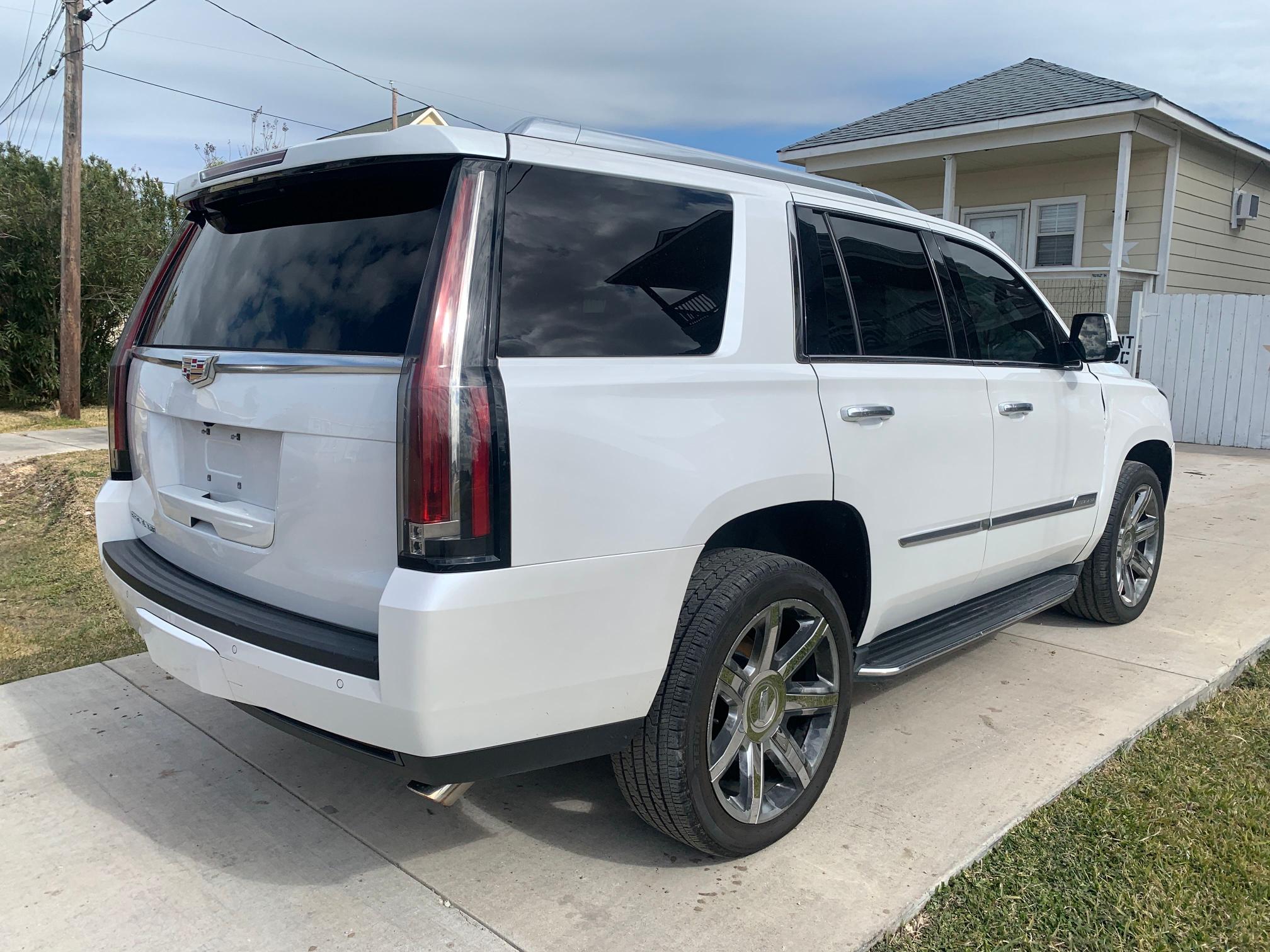 Photo 3 VIN: 1GYS4BKJ2GR375192 - CADILLAC ESCALADE 