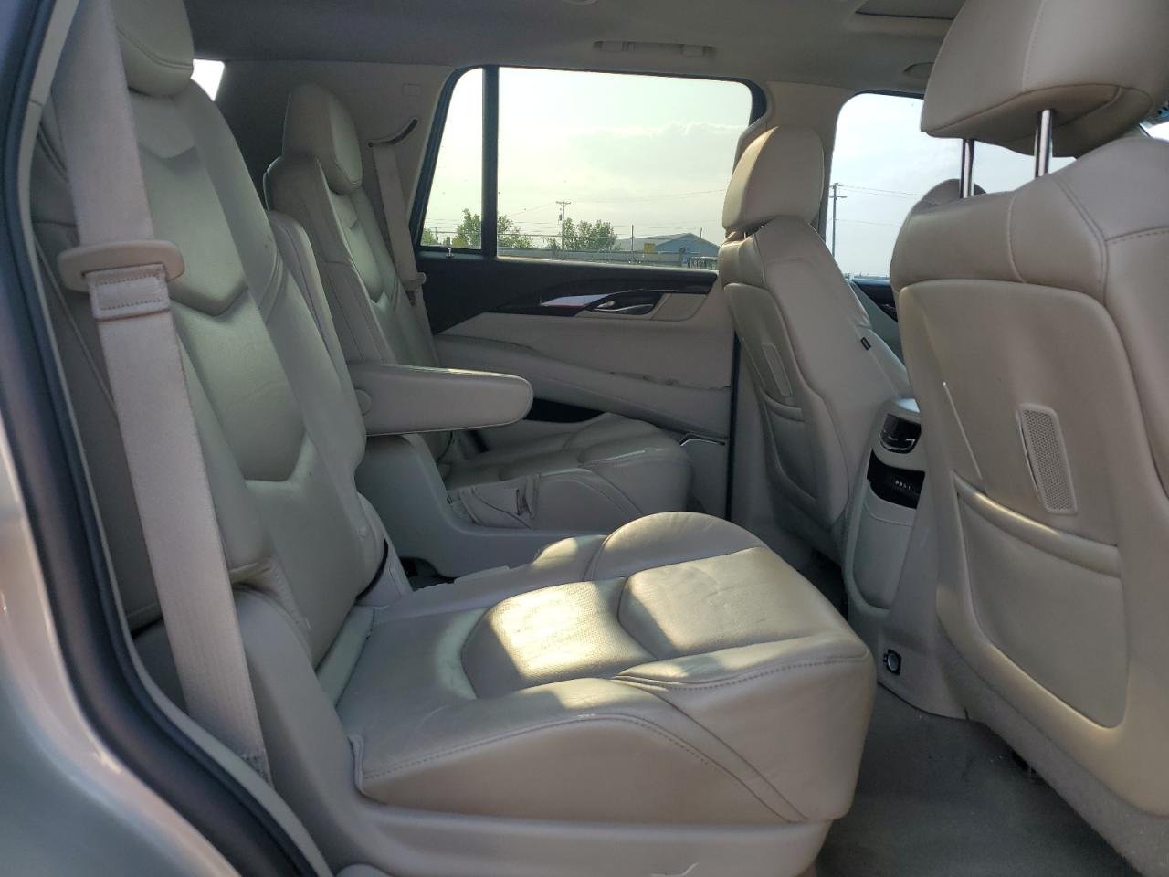 Photo 10 VIN: 1GYS4BKJ3FR171578 - CADILLAC ESCALADE 