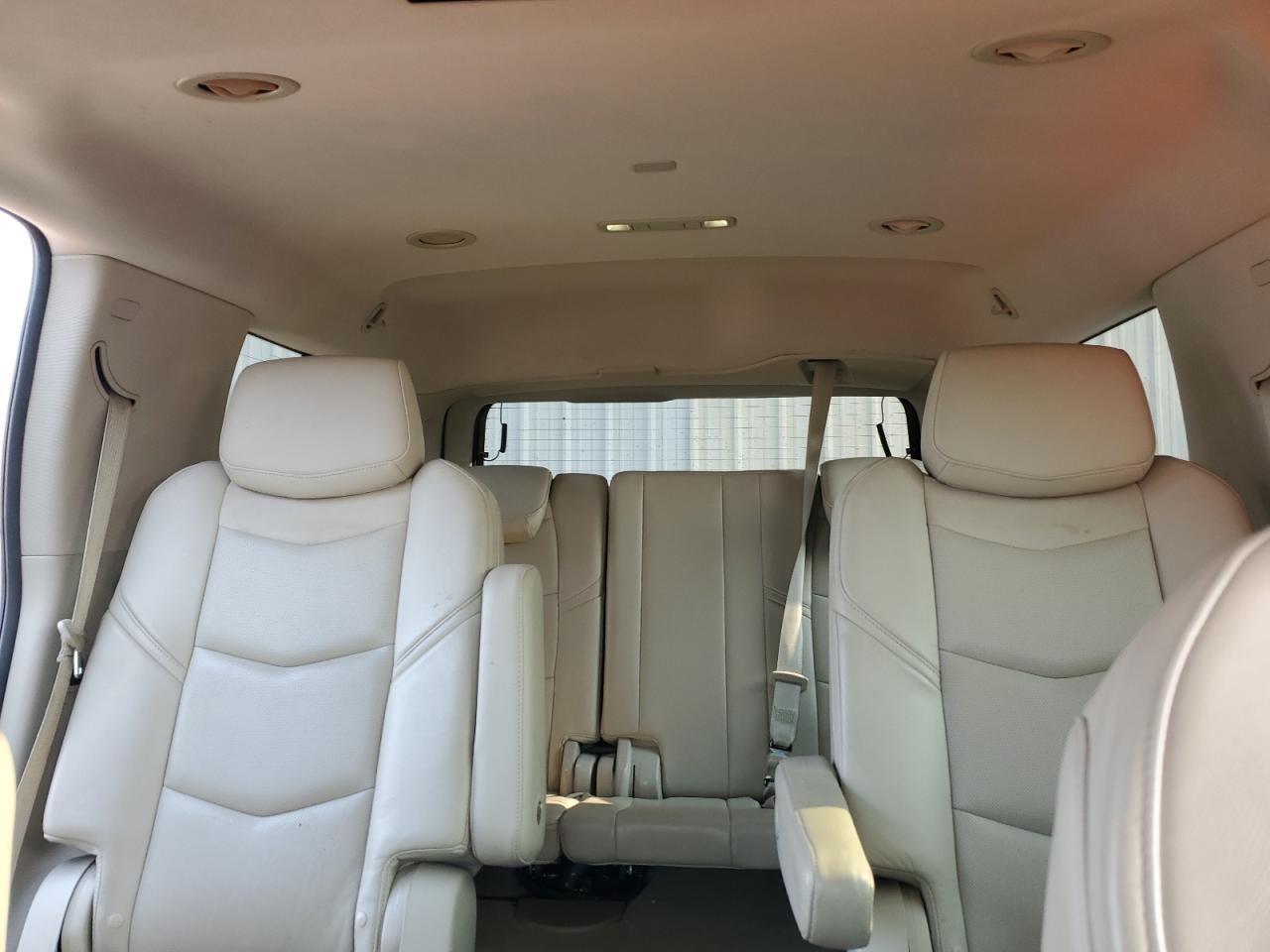 Photo 9 VIN: 1GYS4BKJ3FR171578 - CADILLAC ESCALADE 