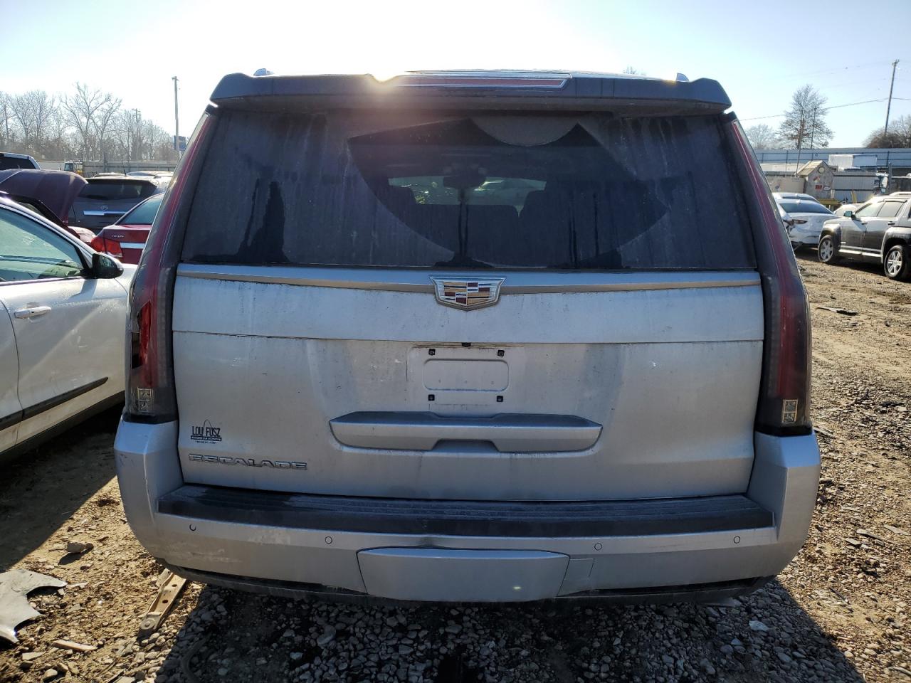 Photo 5 VIN: 1GYS4BKJ3GR163918 - CADILLAC ESCALADE 