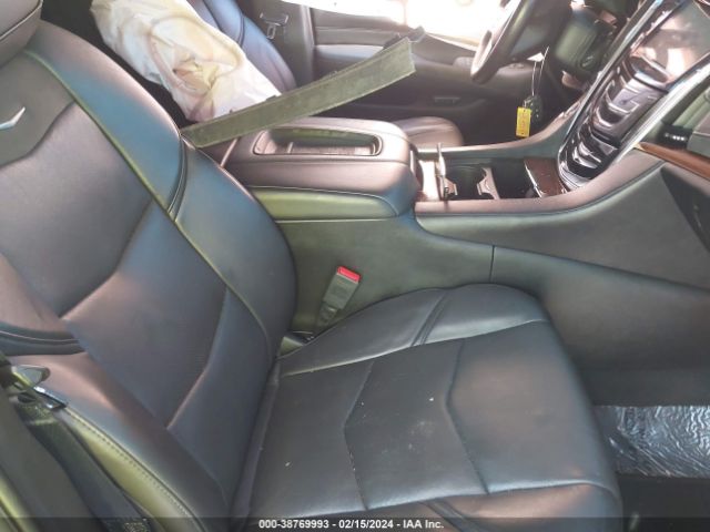 Photo 4 VIN: 1GYS4BKJ5JR223690 - CADILLAC ESCALADE 