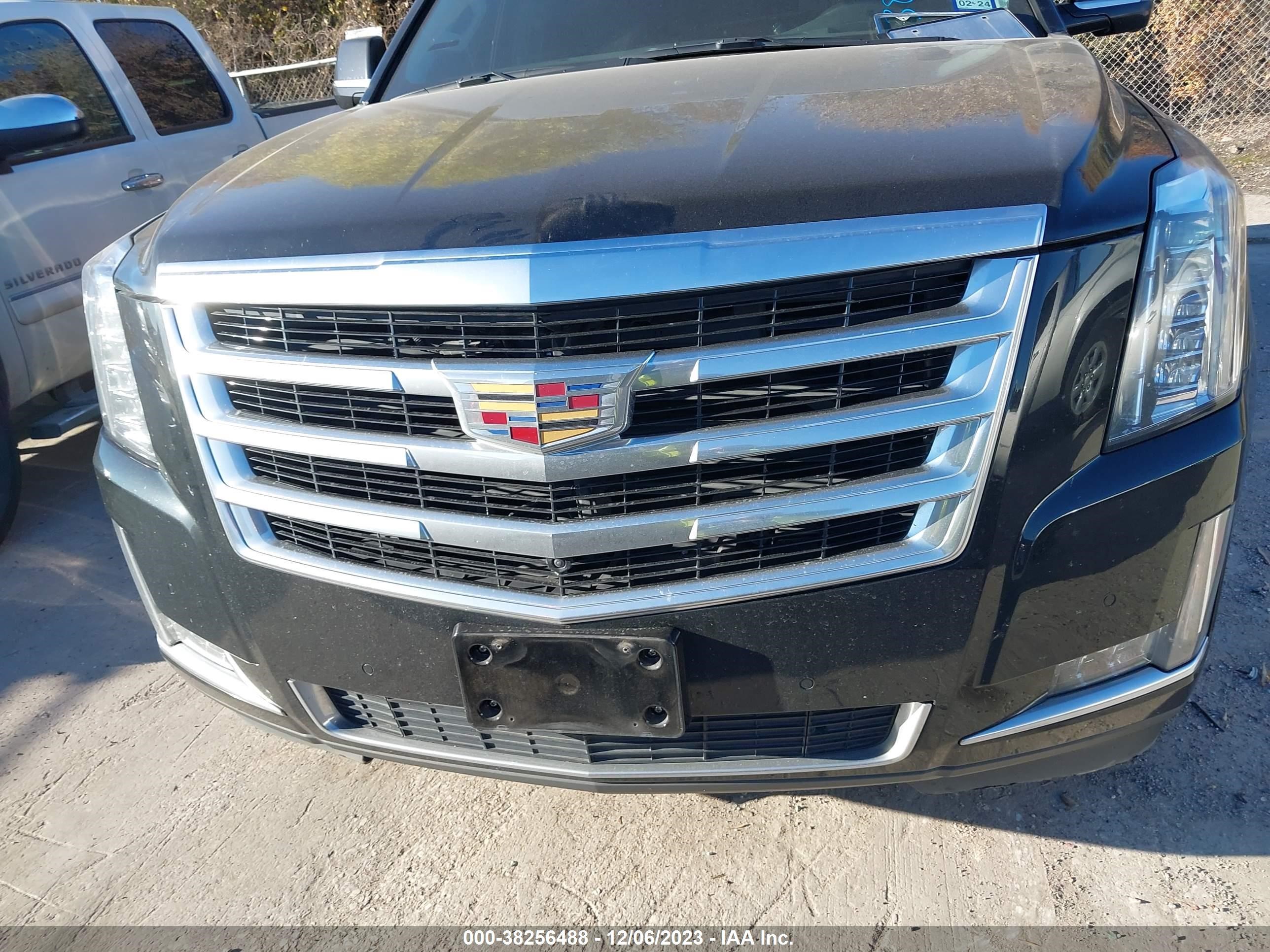 Photo 10 VIN: 1GYS4BKJ5JR382029 - CADILLAC ESCALADE 