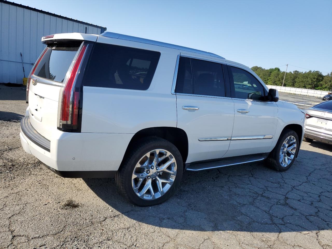 Photo 2 VIN: 1GYS4BKJ6HR263142 - CADILLAC ESCALADE 