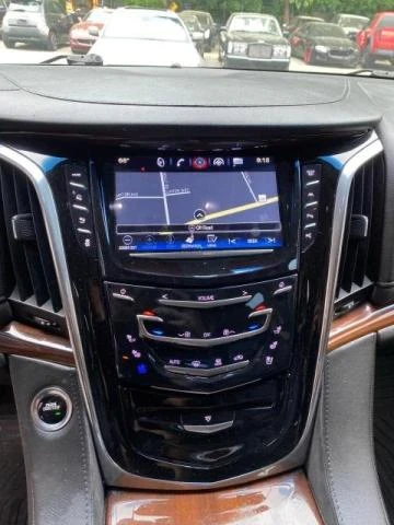 Photo 8 VIN: 1GYS4BKJ7JR371601 - CADILLAC ESCALADE L 