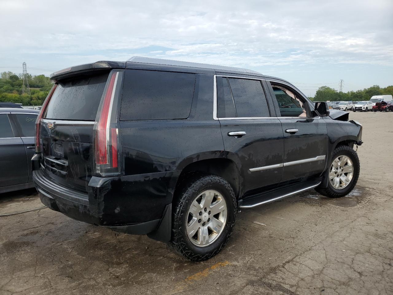 Photo 2 VIN: 1GYS4BKJ8KR235317 - CADILLAC ESCALADE 