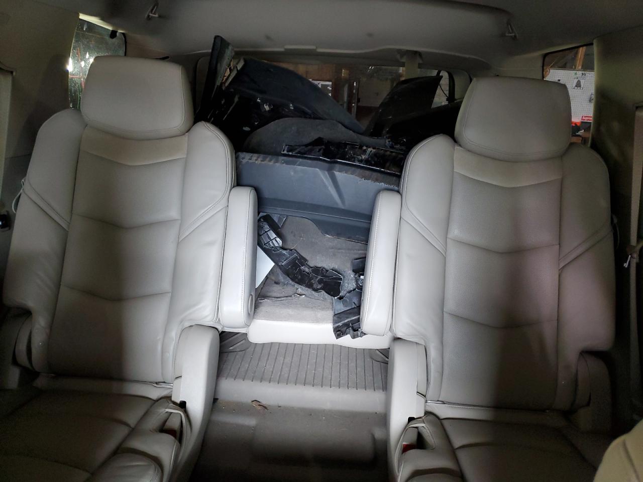 Photo 9 VIN: 1GYS4BKJ8LR273695 - CADILLAC ESCALADE 