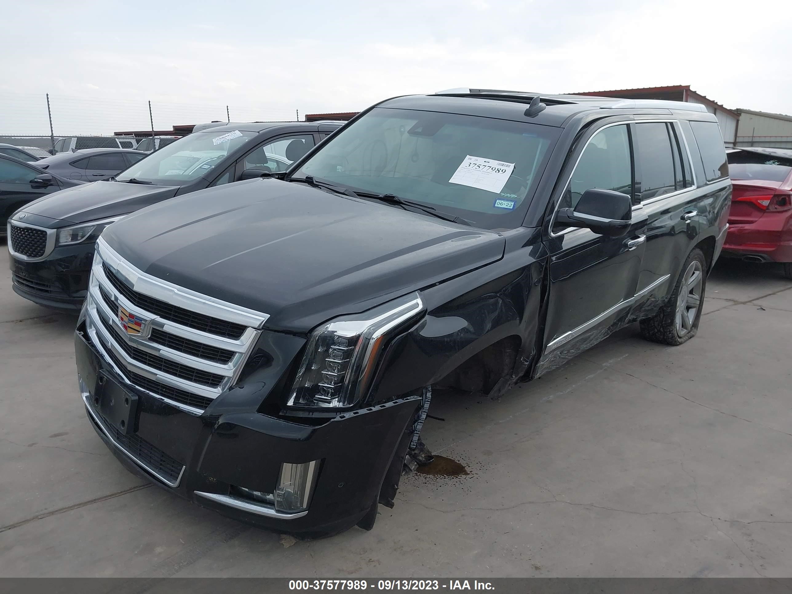 Photo 1 VIN: 1GYS4BKJ9KR268830 - CADILLAC ESCALADE 