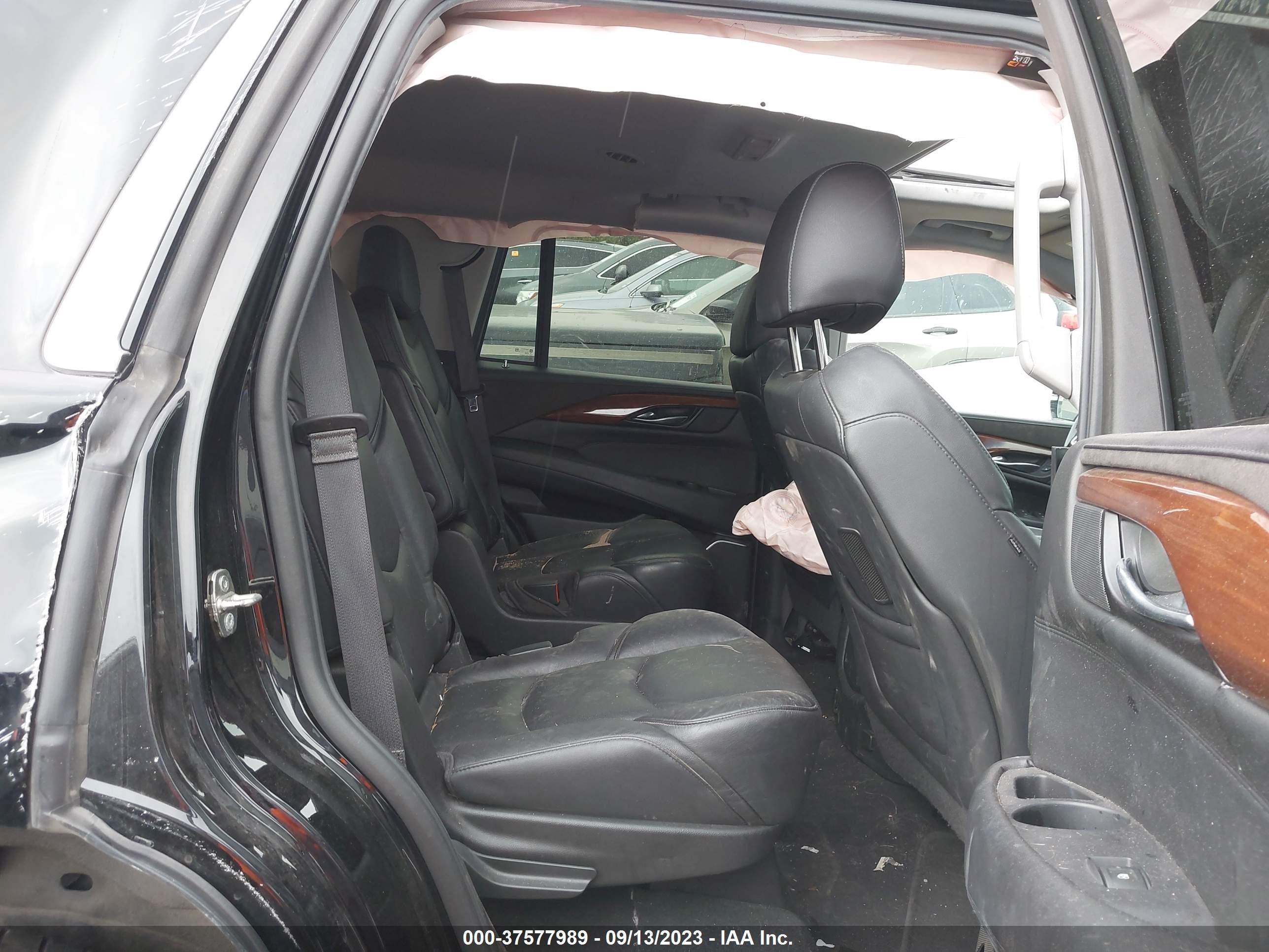 Photo 7 VIN: 1GYS4BKJ9KR268830 - CADILLAC ESCALADE 