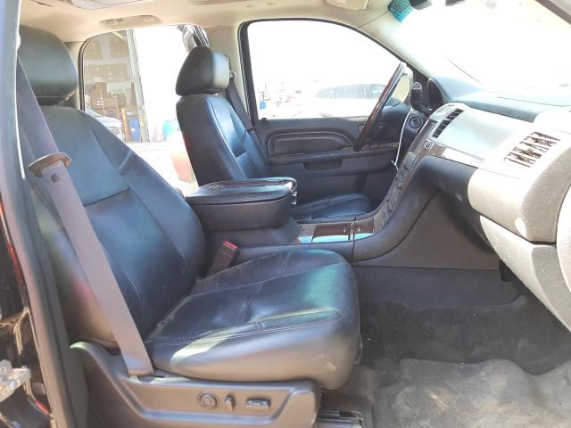 Photo 4 VIN: 1GYS4CEF0CR220681 - CADILLAC ESCALADE P 