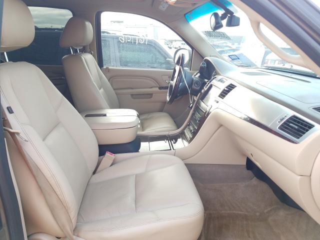 Photo 4 VIN: 1GYS4CEF2BR317721 - CADILLAC ESCALADE P 