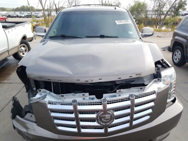 Photo 6 VIN: 1GYS4CEF2BR317721 - CADILLAC ESCALADE P 