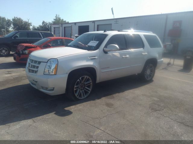 Photo 1 VIN: 1GYS4CEF2CR216258 - CADILLAC ESCALADE 