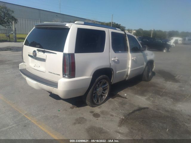 Photo 3 VIN: 1GYS4CEF2CR216258 - CADILLAC ESCALADE 