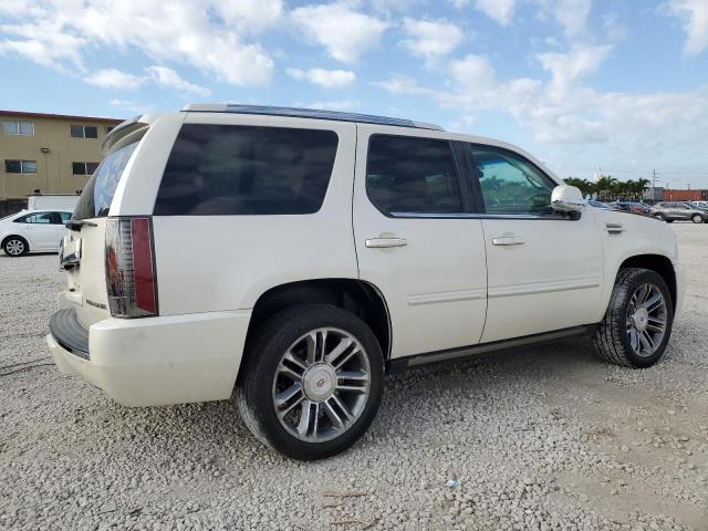 Photo 2 VIN: 1GYS4CEF2CR280879 - CADILLAC ESCALADE 