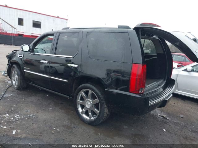 Photo 2 VIN: 1GYS4CEF3BR212721 - CADILLAC ESCALADE 