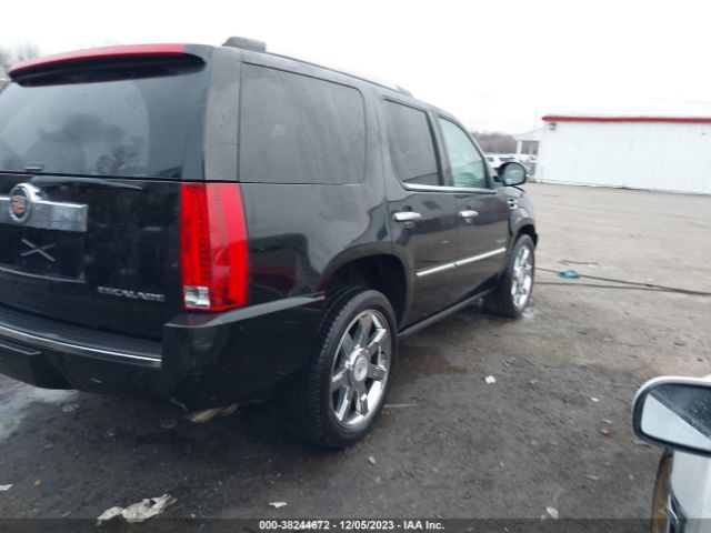 Photo 3 VIN: 1GYS4CEF3BR212721 - CADILLAC ESCALADE 