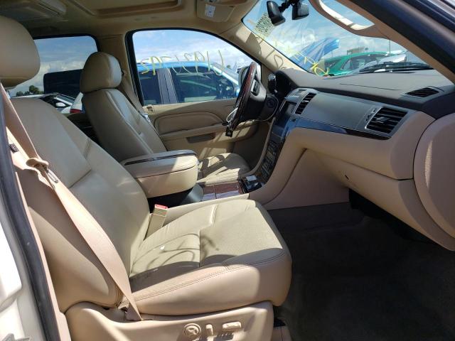 Photo 4 VIN: 1GYS4CEF3BR221029 - CADILLAC ESCALADE P 