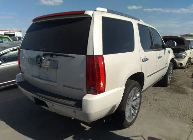 Photo 3 VIN: 1GYS4CEF5BR182153 - CADILLAC ESCALADE 