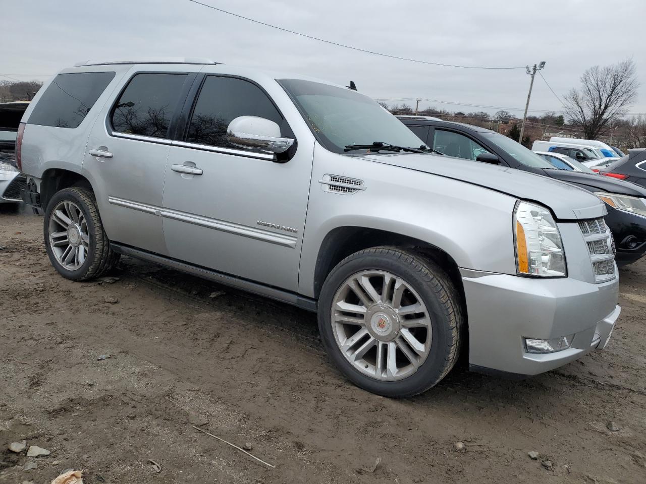 Photo 3 VIN: 1GYS4CEF5DR366804 - CADILLAC ESCALADE 