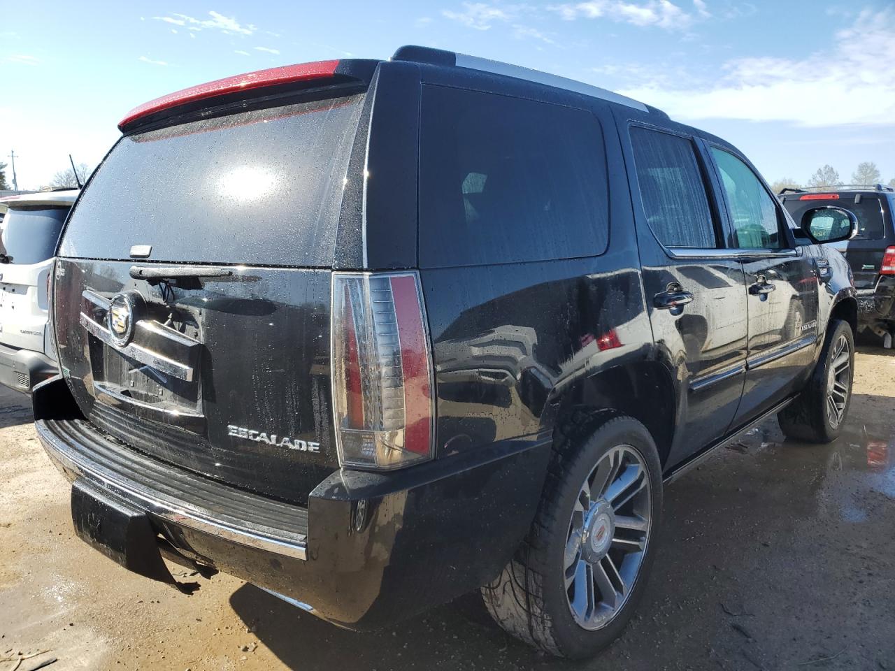 Photo 2 VIN: 1GYS4CEF6CR297149 - CADILLAC ESCALADE 