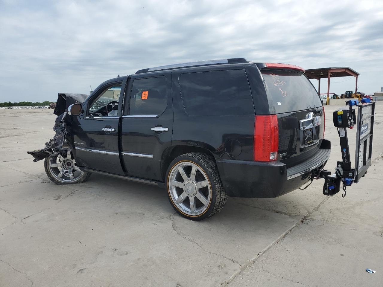 Photo 1 VIN: 1GYS4CEF7BR212740 - CADILLAC ESCALADE 